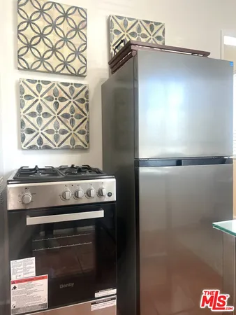 $1,795 | 1860 North Alexandria Avenue, Unit 1876, Los Angeles, CA 90027