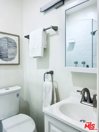 $1,750 | 1860 North Alexandria Avenue, Unit 1876, Los Angeles, CA 90027