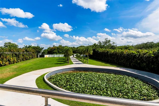 $6,495,000 | 13441 Mustang Trail, Southwest Ranches, FL 33330