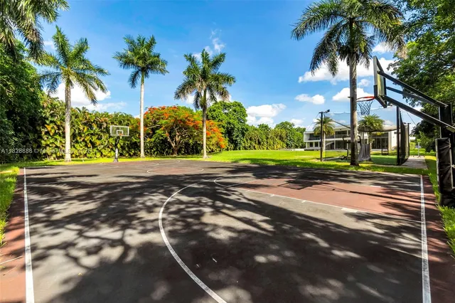 $6,495,000 | 13441 Mustang Trail, Southwest Ranches, FL 33330