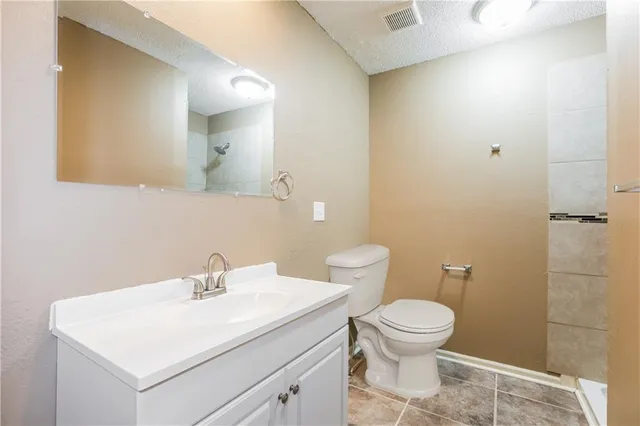 $1,885 | 3016 Southeast 3rd Street, Blue Springs, MO 64014