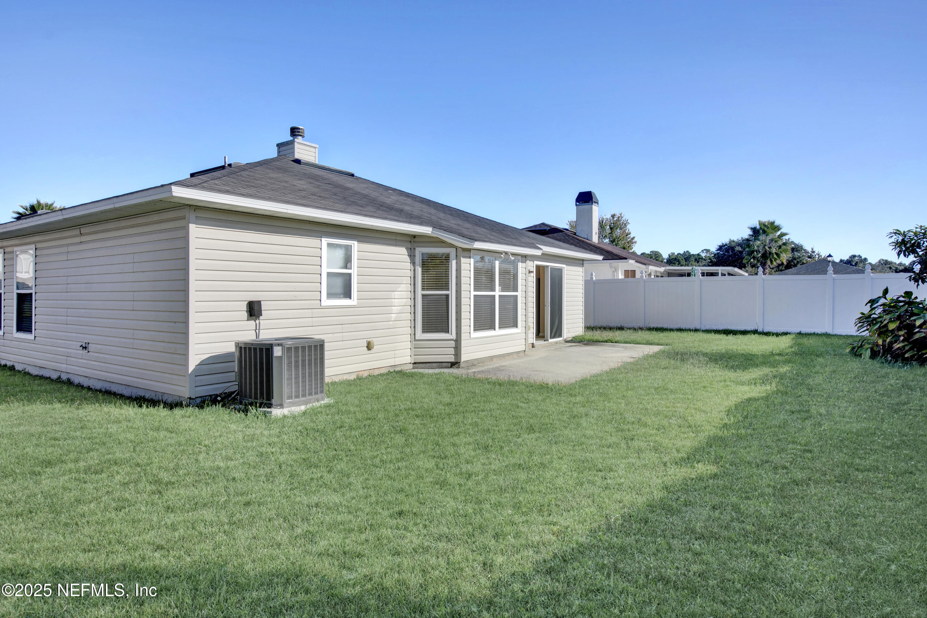 1164 Dawn Light Road Jacksonville, FL 32218 - Photo 15 of 19 a view of a house with a yard