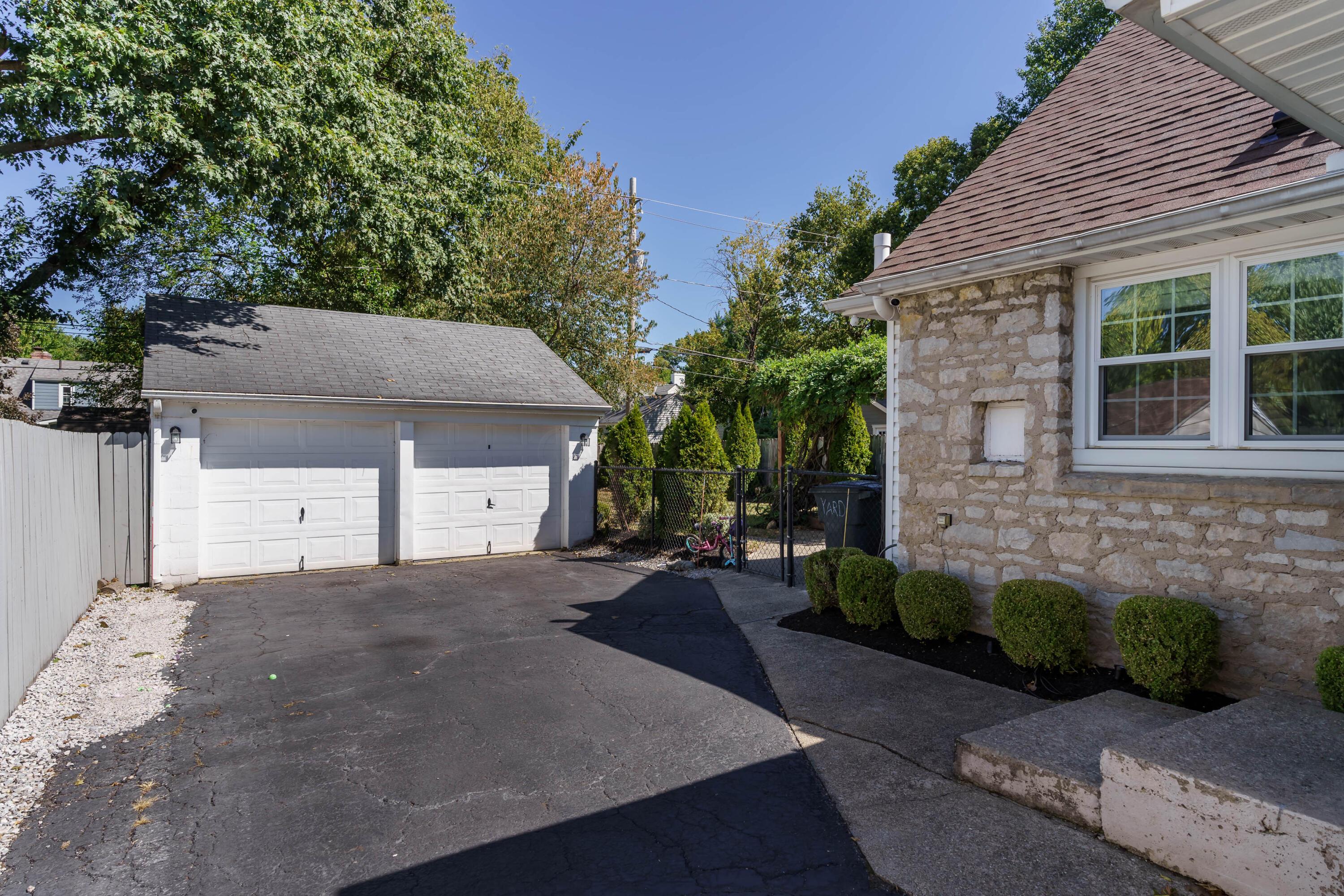 132 Nottingham Road Columbus, OH 43214 - Photo 32 of 37 2 car garage!