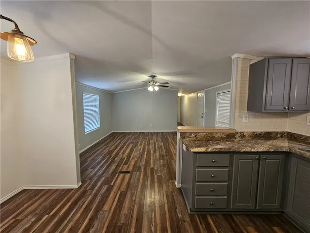 $1,900 | 951 Jacoby Lane, Aransas Pass, TX 78336