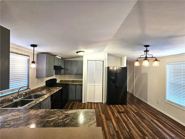 $1,900 | 951 Jacoby Lane, Aransas Pass, TX 78336