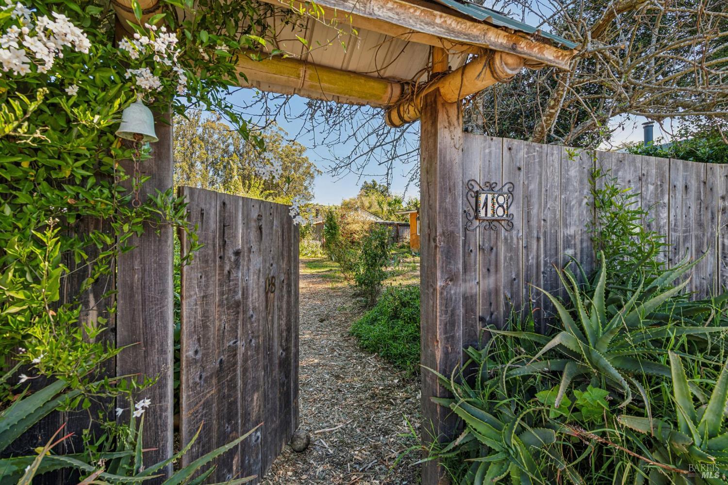18 Cypress Road Point Reyes Station, CA 94956 - Photo 2 of 69