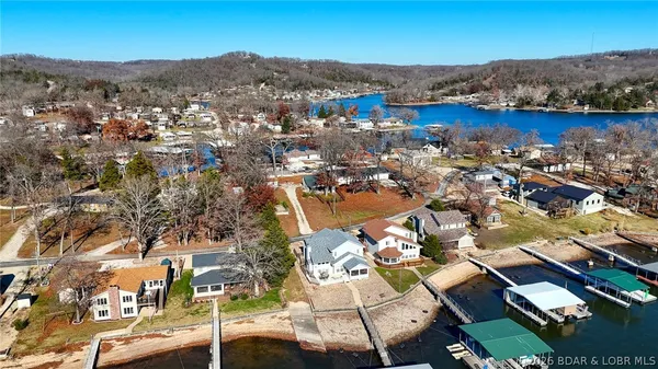 $200,000 | 267 Long Acres Drive, Sunrise Beach, MO 65079