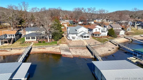 $200,000 | 267 Long Acres Drive, Sunrise Beach, MO 65079