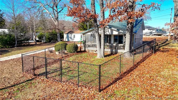 $200,000 | 267 Long Acres Drive, Sunrise Beach, MO 65079