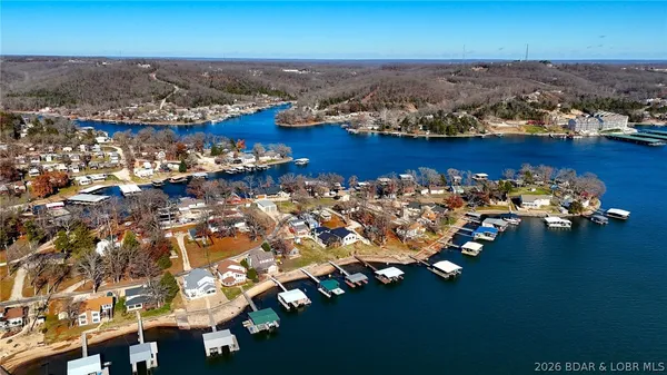 $200,000 | 267 Long Acres Drive, Sunrise Beach, MO 65079