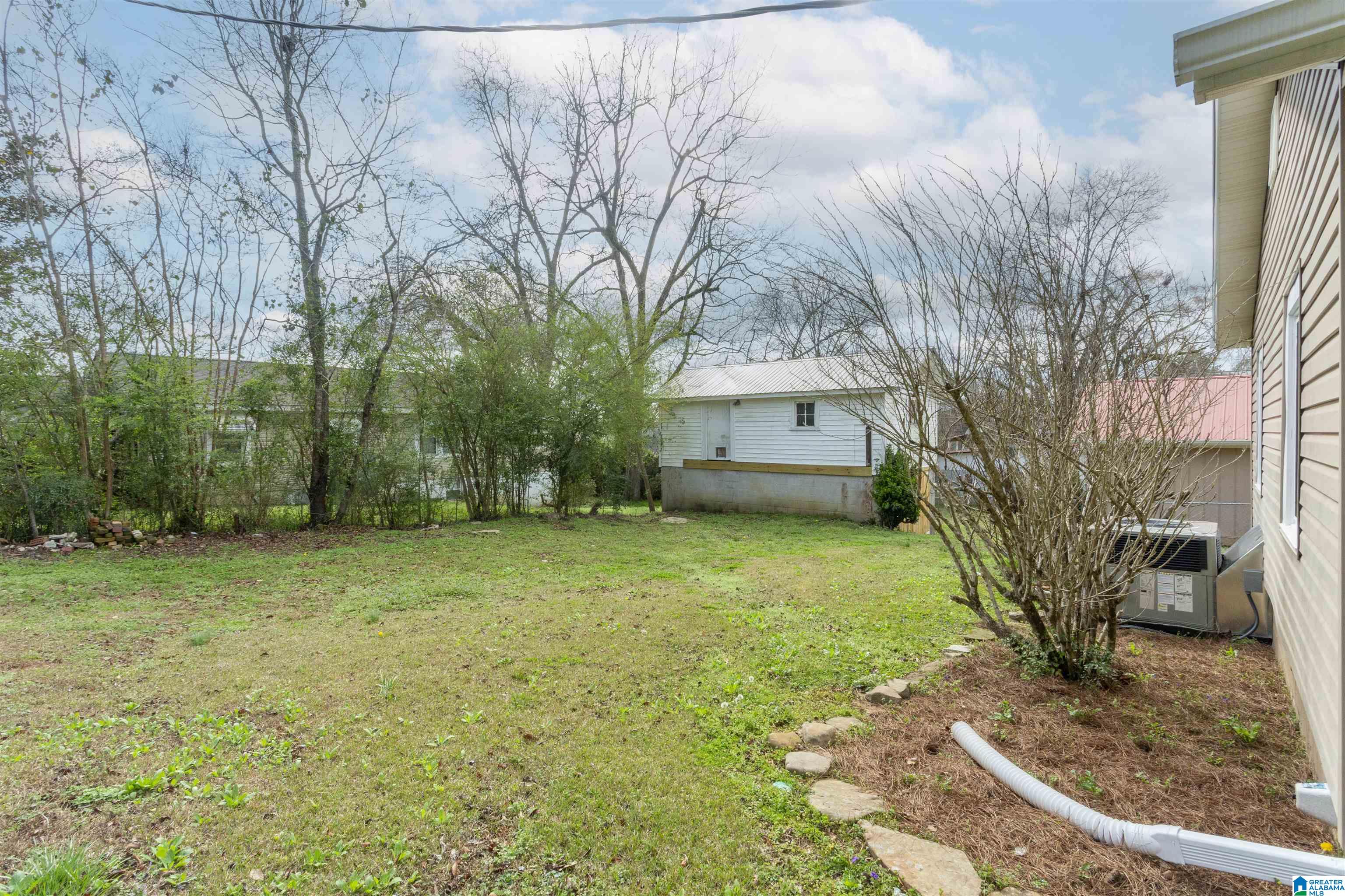 110 2nd Street Warrior, AL 35180 - Photo 24 of 27