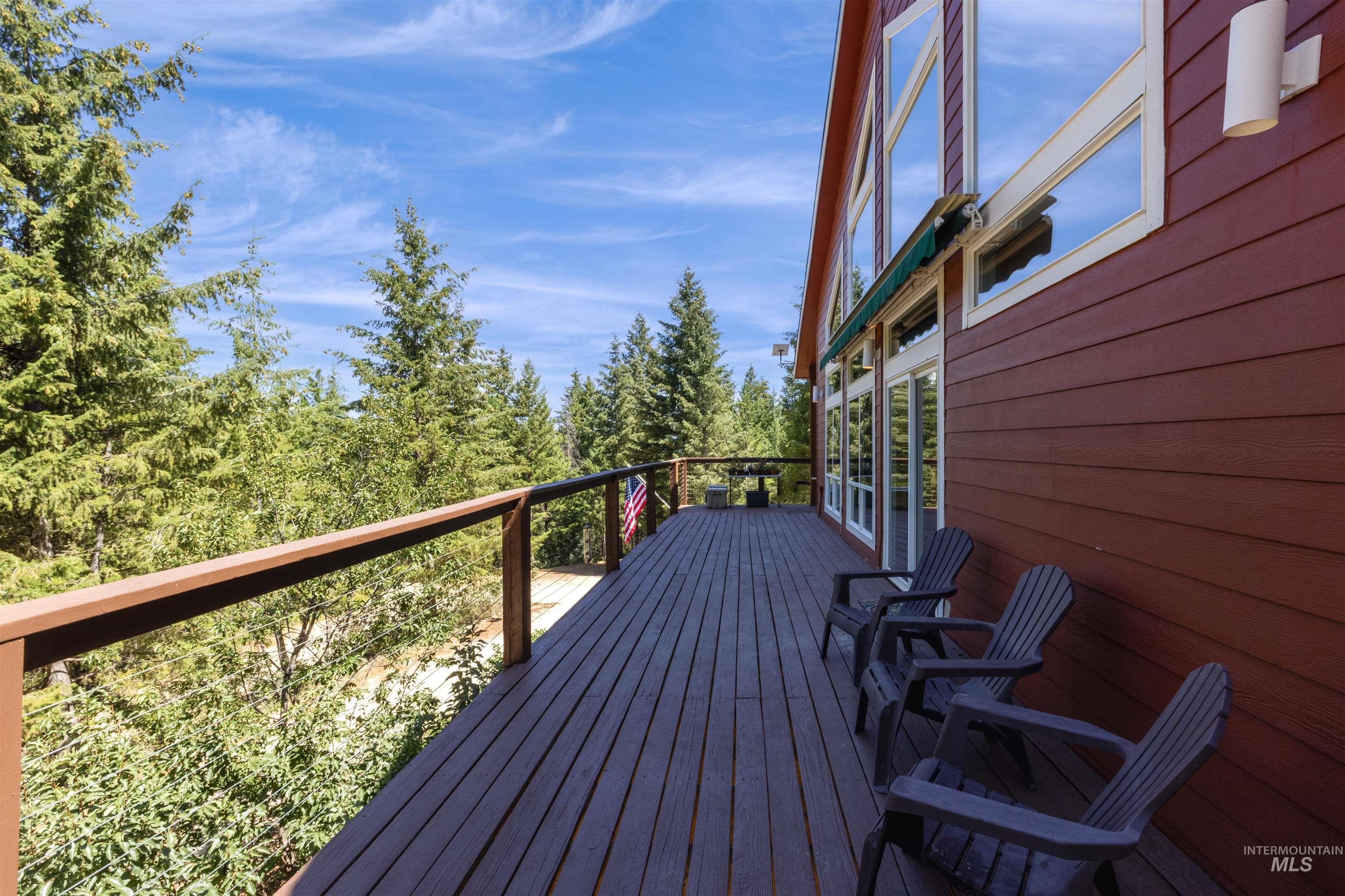 60 Highland Road Boise, ID 83716 - Photo 5 of 42 View of deck