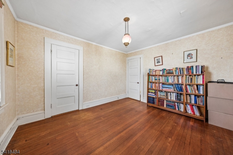 43 Ridgeview Avenue West Orange, NJ 07052 - Photo 23 of 31