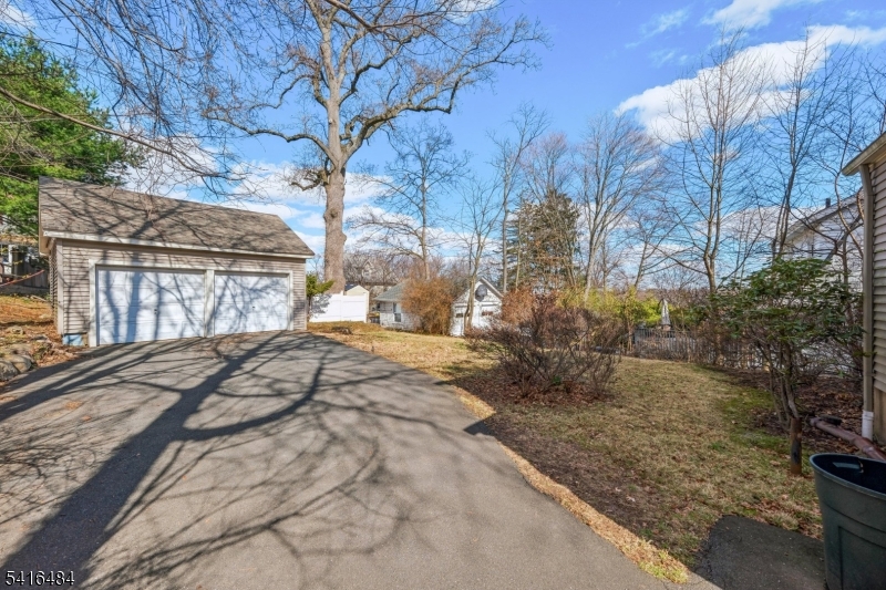 43 Ridgeview Avenue West Orange, NJ 07052 - Photo 28 of 31