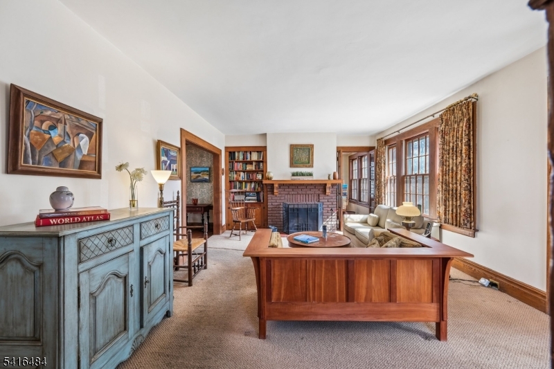 43 Ridgeview Avenue West Orange, NJ 07052 - Photo 8 of 31