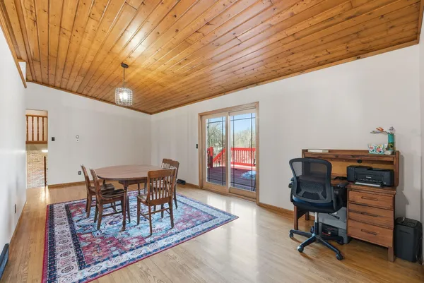 $595,000 | 22364 45th Avenue, St. Augusta, MN 56301