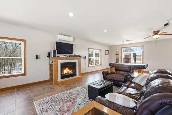 $589,900 | 22364 45th Avenue, St. Augusta, MN 56301