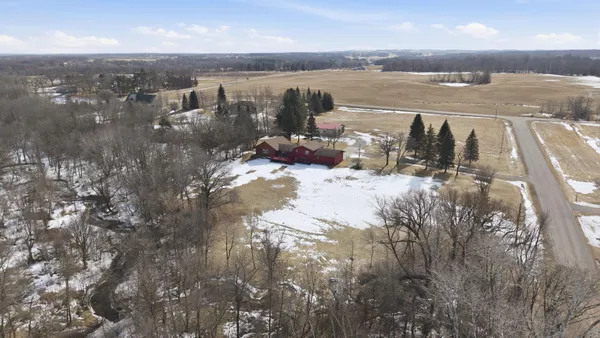 $589,900 | 22364 45th Avenue, St. Augusta, MN 56301