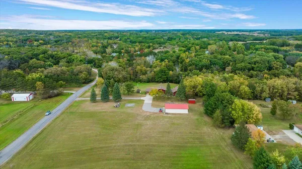 $595,000 | 22364 45th Avenue, St. Augusta, MN 56301