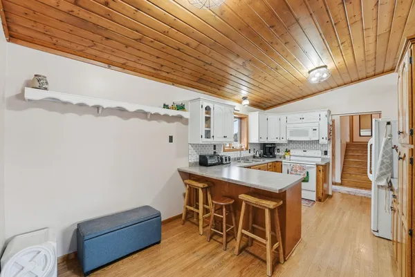 $595,000 | 22364 45th Avenue, St. Augusta, MN 56301