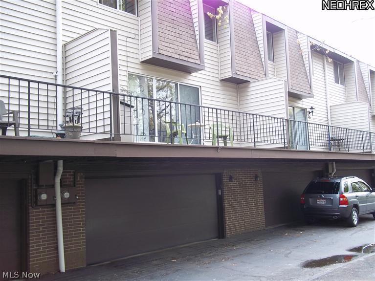 6466 State Road, Unit M5 Parma, OH 44134 - Photo 6 of 10 Large rear balcony above 2 car attached garage !!