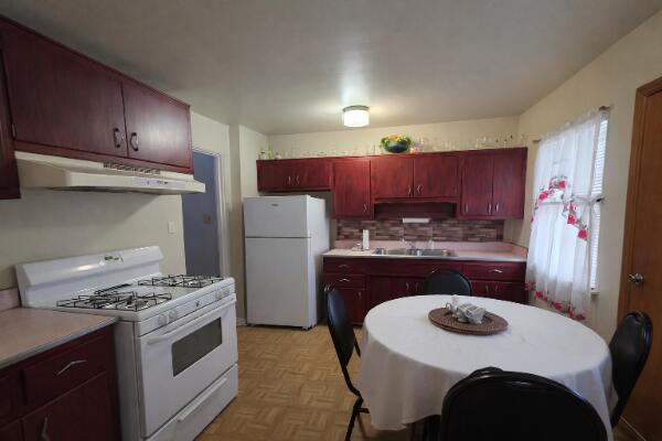 629 Hamlin Street Gary, IN 46406 - Photo 3 of 8 600x400