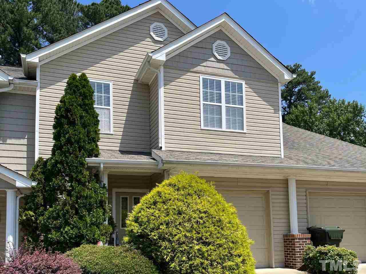 2632 Andover Glen Road Raleigh, NC 27604 - Photo 2 of 23 a front view of a house with garden