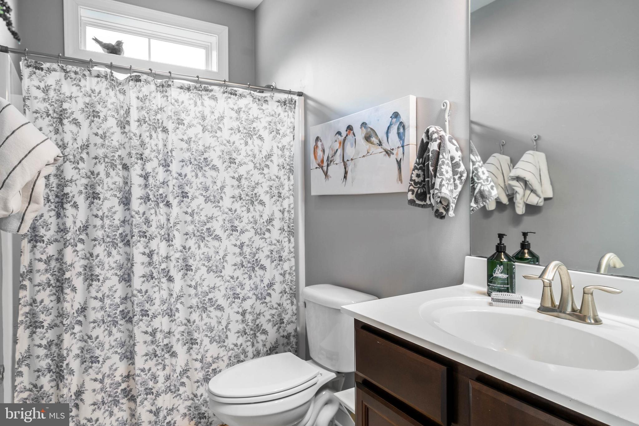 321 Valley Road Milton, DE 19968 - Photo 20 of 49 First floor full bath (of 3 full baths)