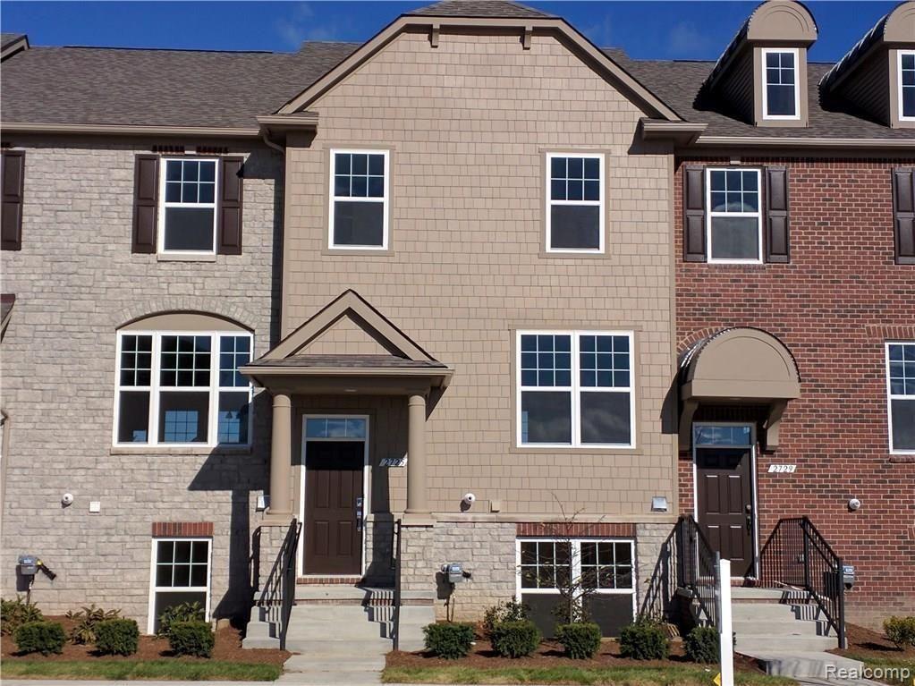 2630 Helmsdale Circle Rochester Hills, MI 48307 - Photo 1 of 32