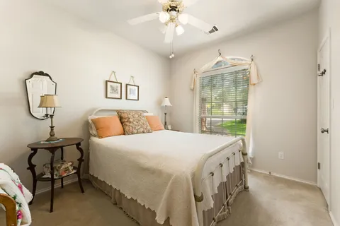 $325,000 | 810 Hilltop Drive, Leander, TX 78641
