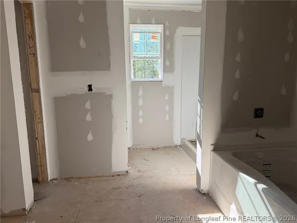 $379,995 | 3829 Bankergate Court, Fayetteville, NC 28311