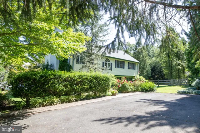 $715,000 | 5420 Silo Hill Road, Doylestown, PA 18902