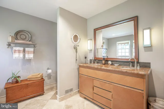 $715,000 | 5420 Silo Hill Road, Doylestown, PA 18902