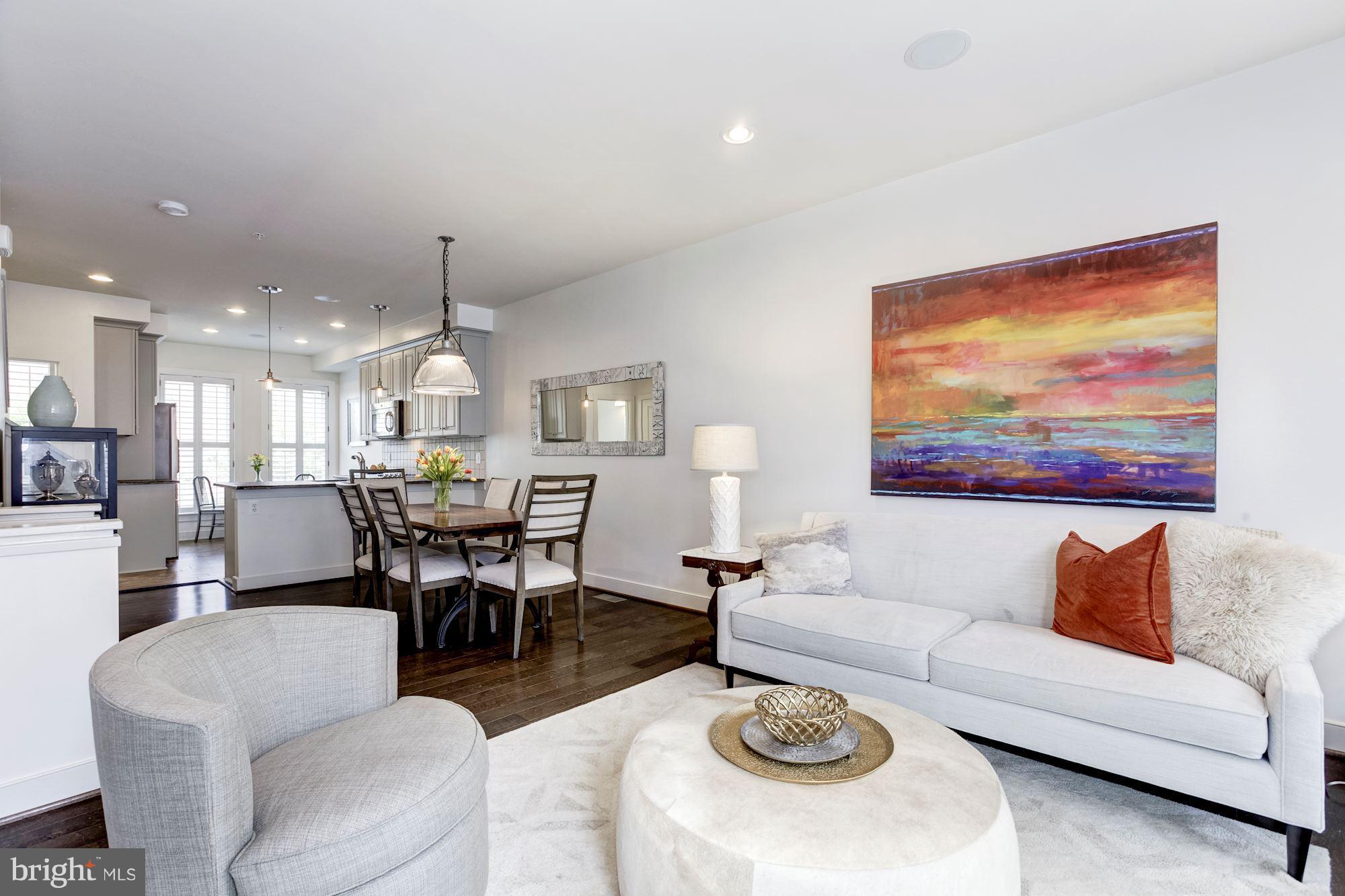 919 4th Street Southeast Washington, DC 20003 - Photo 5 of 24 Great flow of Interior space