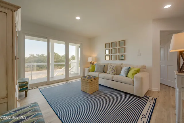 $800,000 | 824 Windswept Court, Corolla, NC 27927