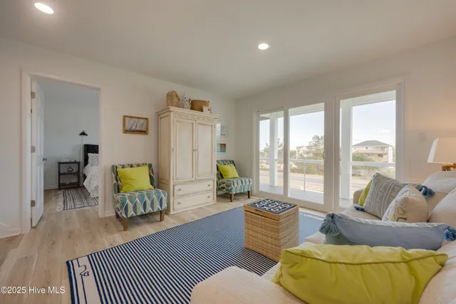 $800,000 | 824 Windswept Court, Corolla, NC 27927