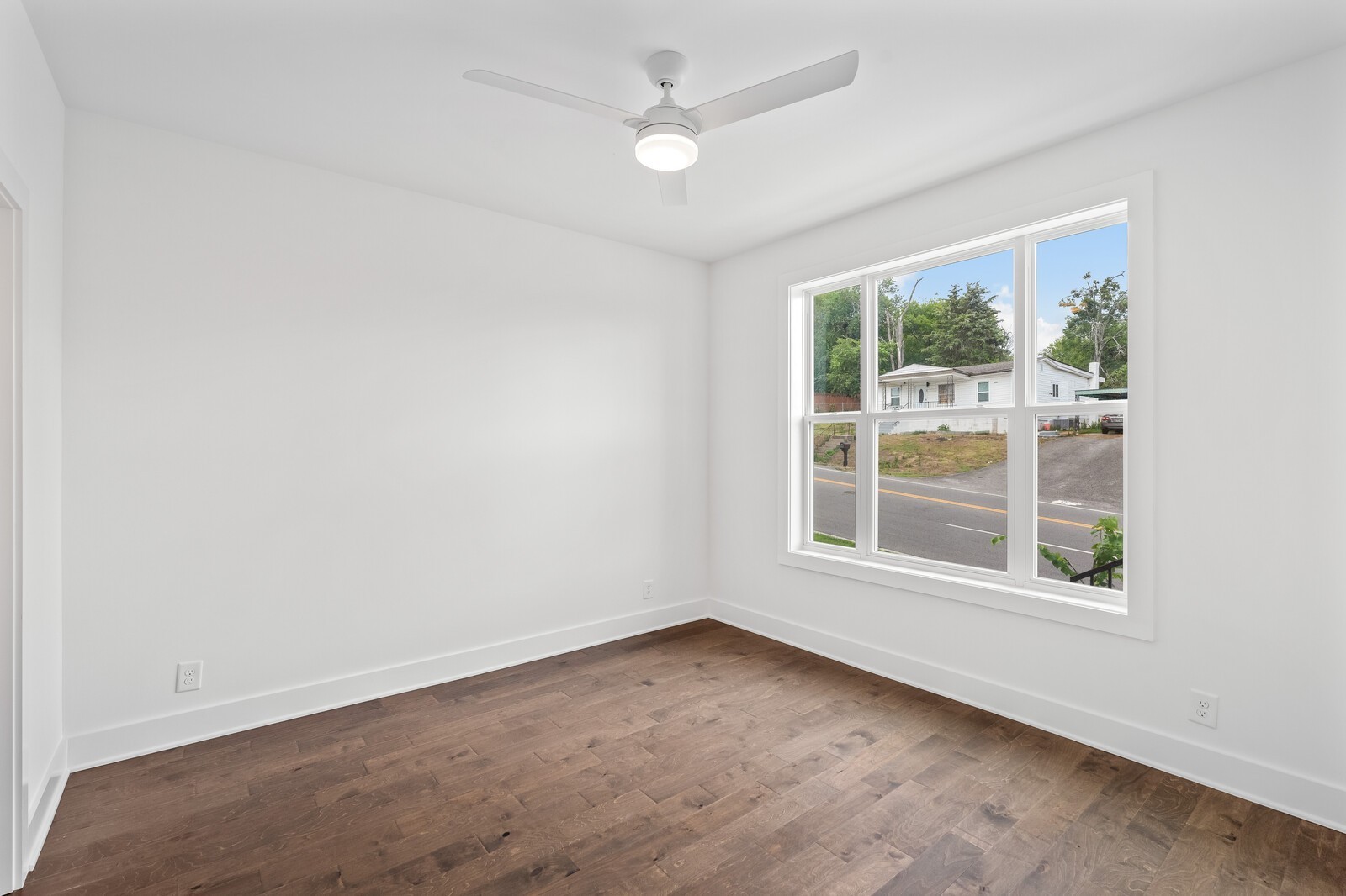 2202 Old Matthews Road Nashville, TN 37207 - Photo 5 of 46