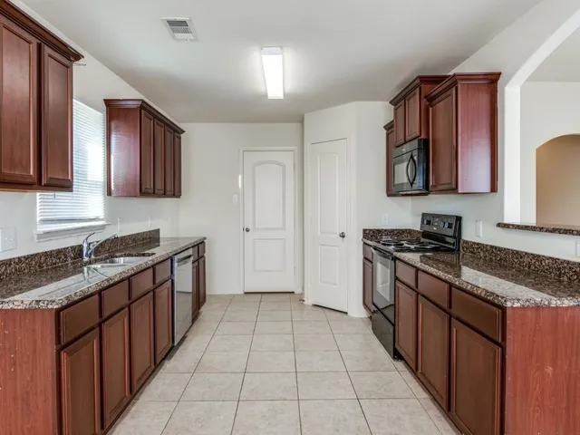 $1,795 | 219 Magnolia Drive, Princeton, TX 75407