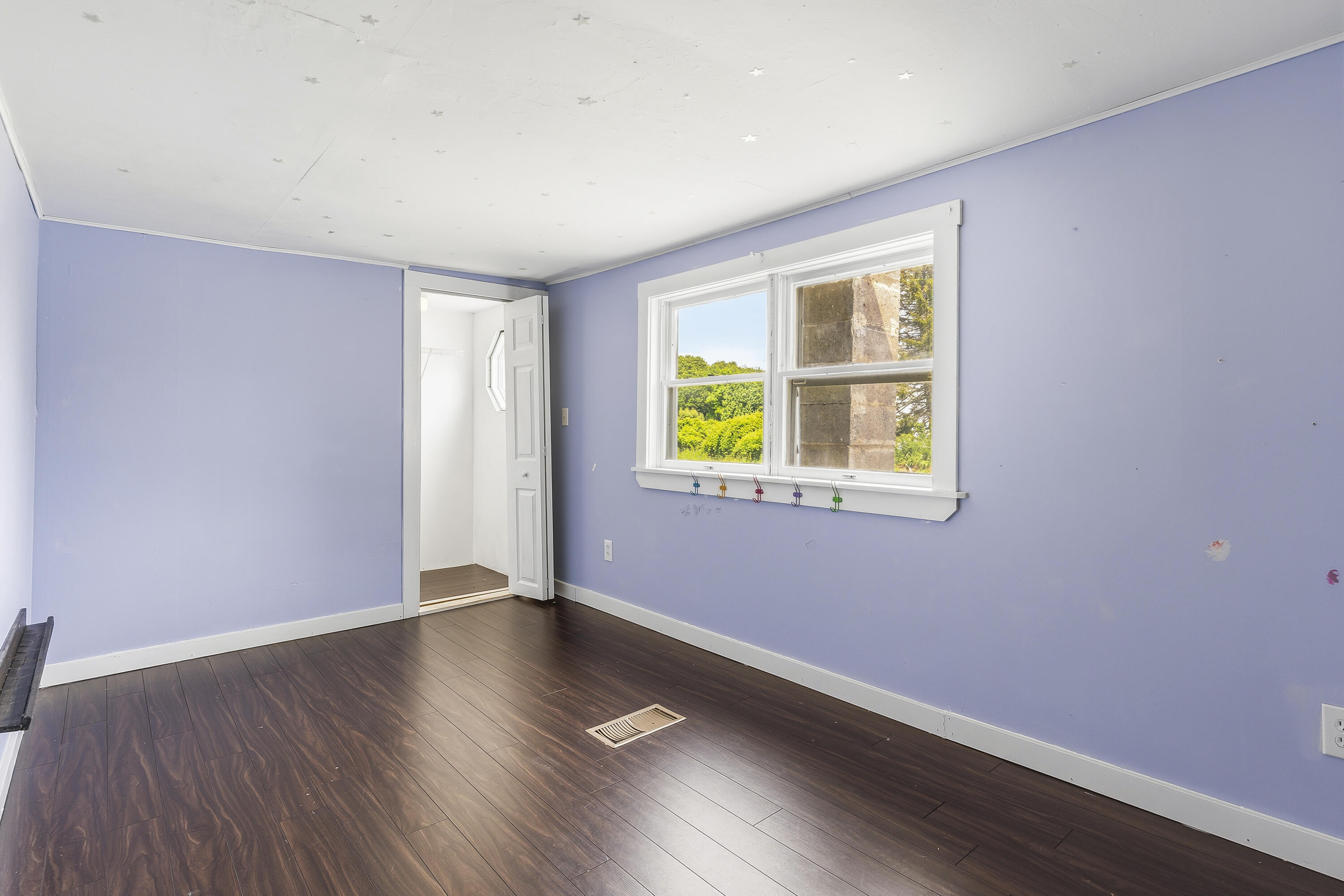 1597 Harpswell Neck Road Harpswell, ME 04079 - Photo 18 of 36 Second bedroom