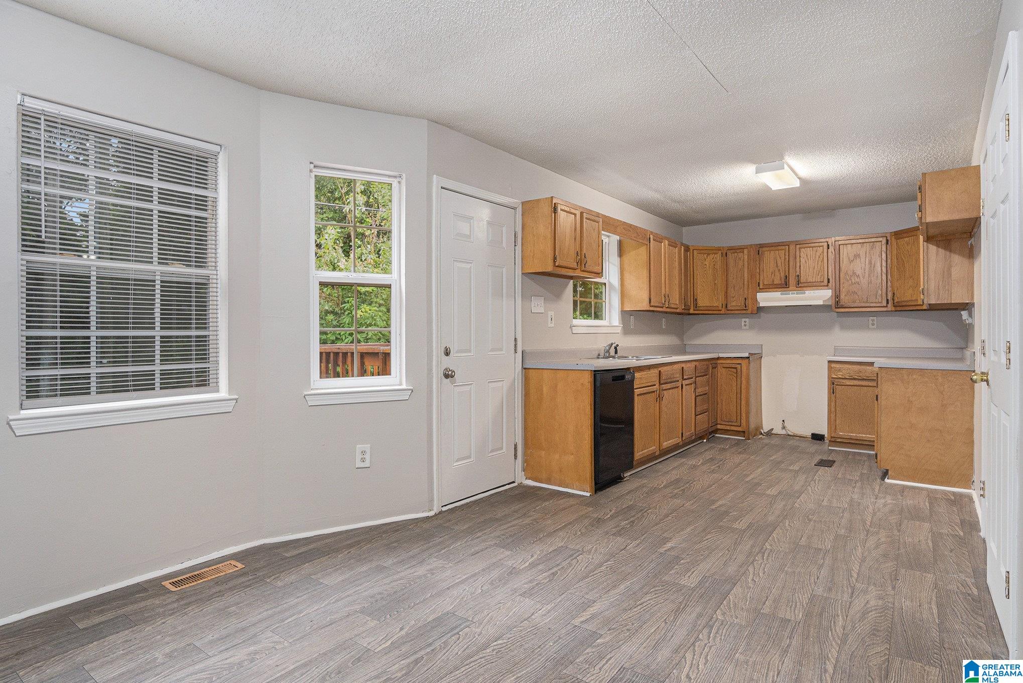 600 Pride Way Birmingham, AL 35211 - Photo 4 of 15
