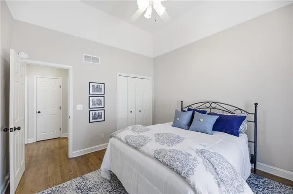$585,000 | 8909 142nd Court, Overland Park, KS 66221