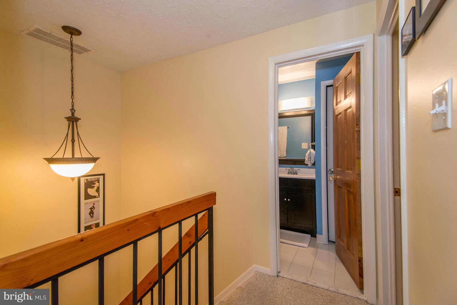 8754 Ridge Hollow Court Springfield, VA 22152 - Photo 12 of 29 Interior (General)