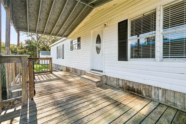 $184,900 | 122 Forest Drive, Belle Chasse, LA 70037