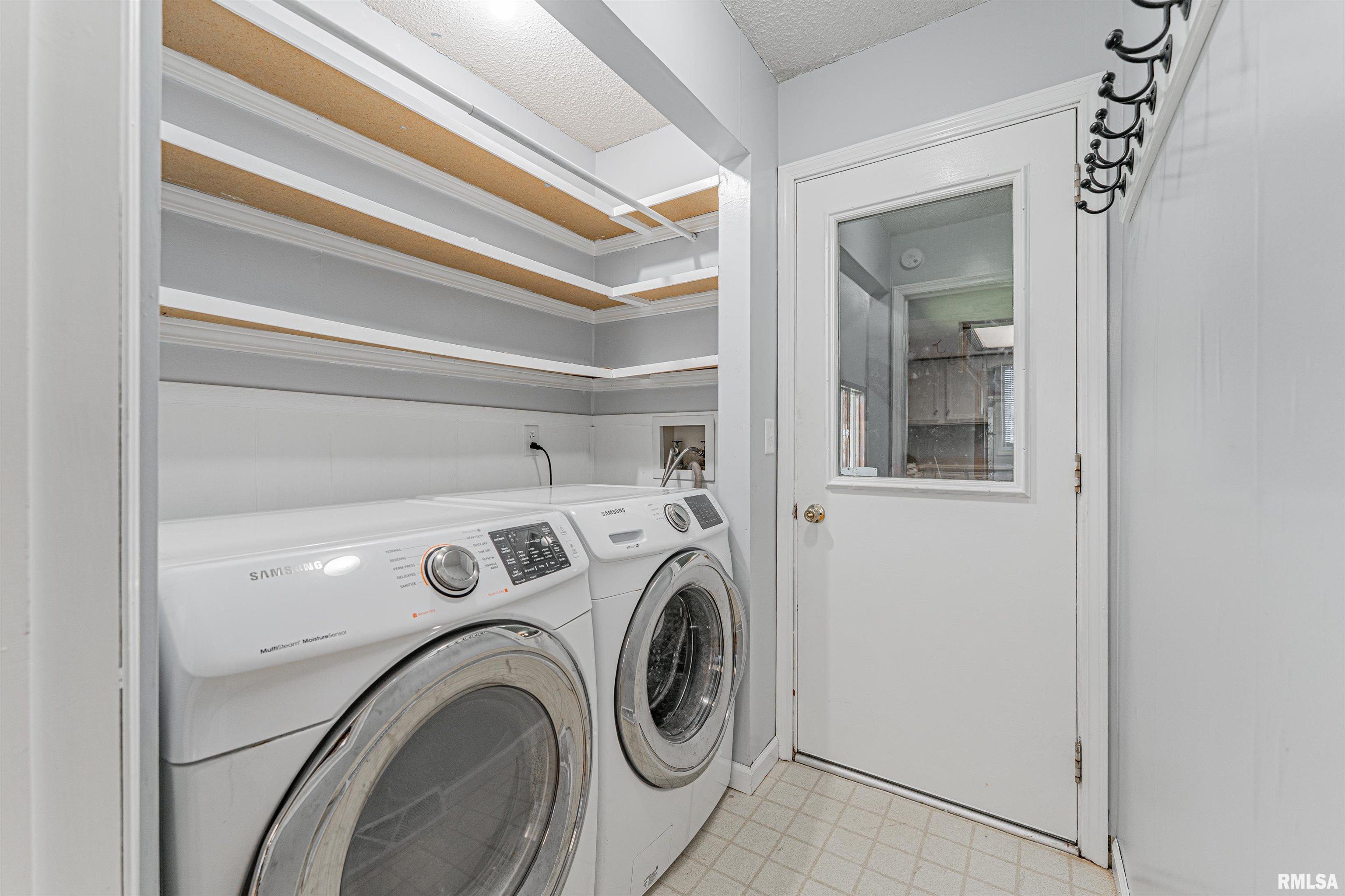 5 Lamplighter Circle Mount Pulaski, IL 62548 - Photo 16 of 29