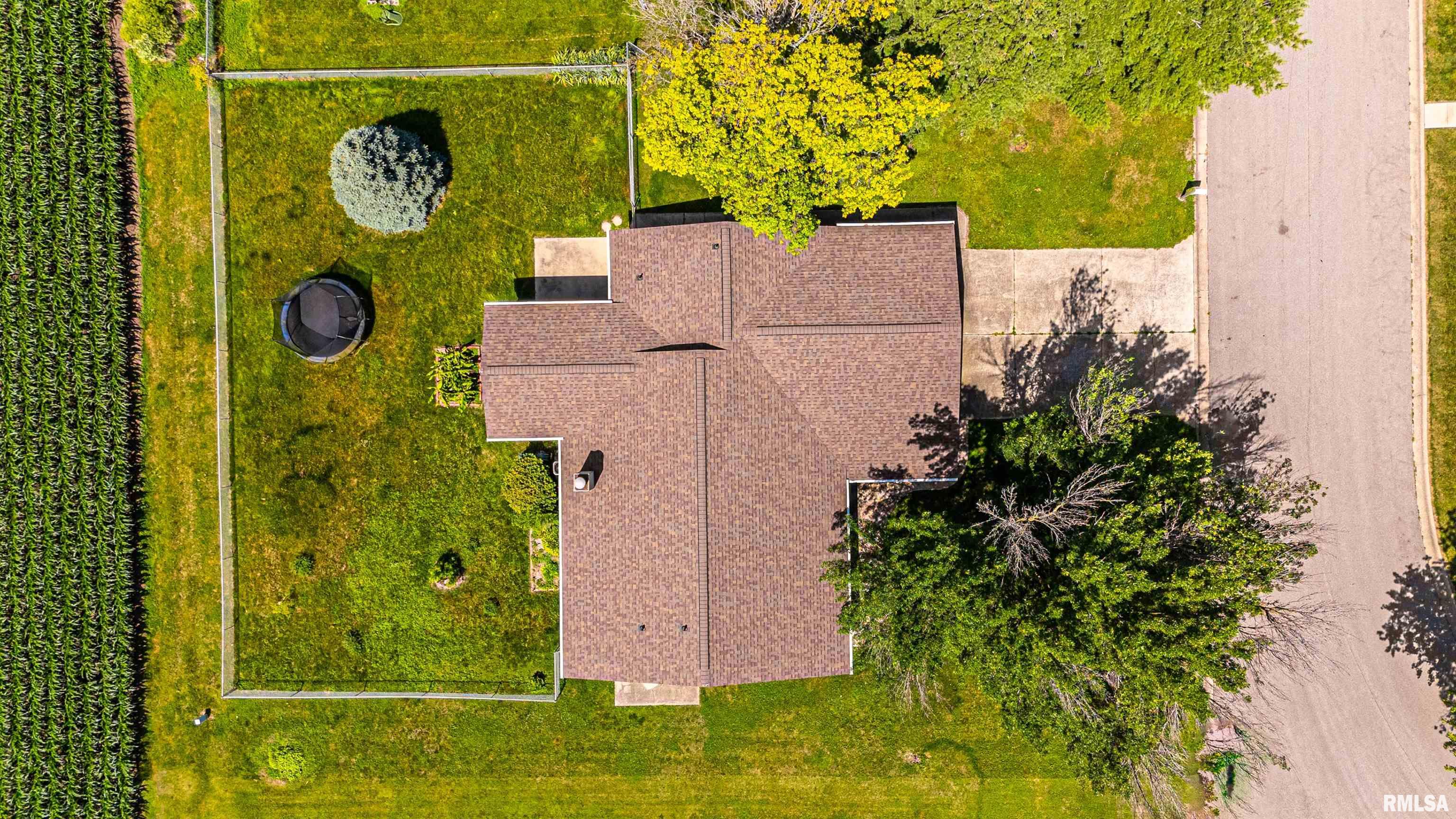 5 Lamplighter Circle Mount Pulaski, IL 62548 - Photo 25 of 29