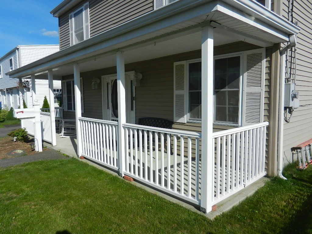 61 Nimitz Road East Providence, RI 02916 - Photo 3 of 40 Gallery Image 3