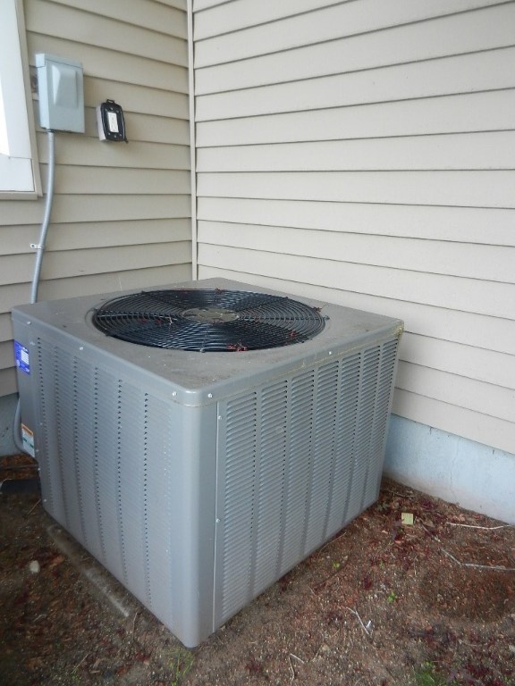 61 Nimitz Road East Providence, RI 02916 - Photo 39 of 40 Gallery Image 39