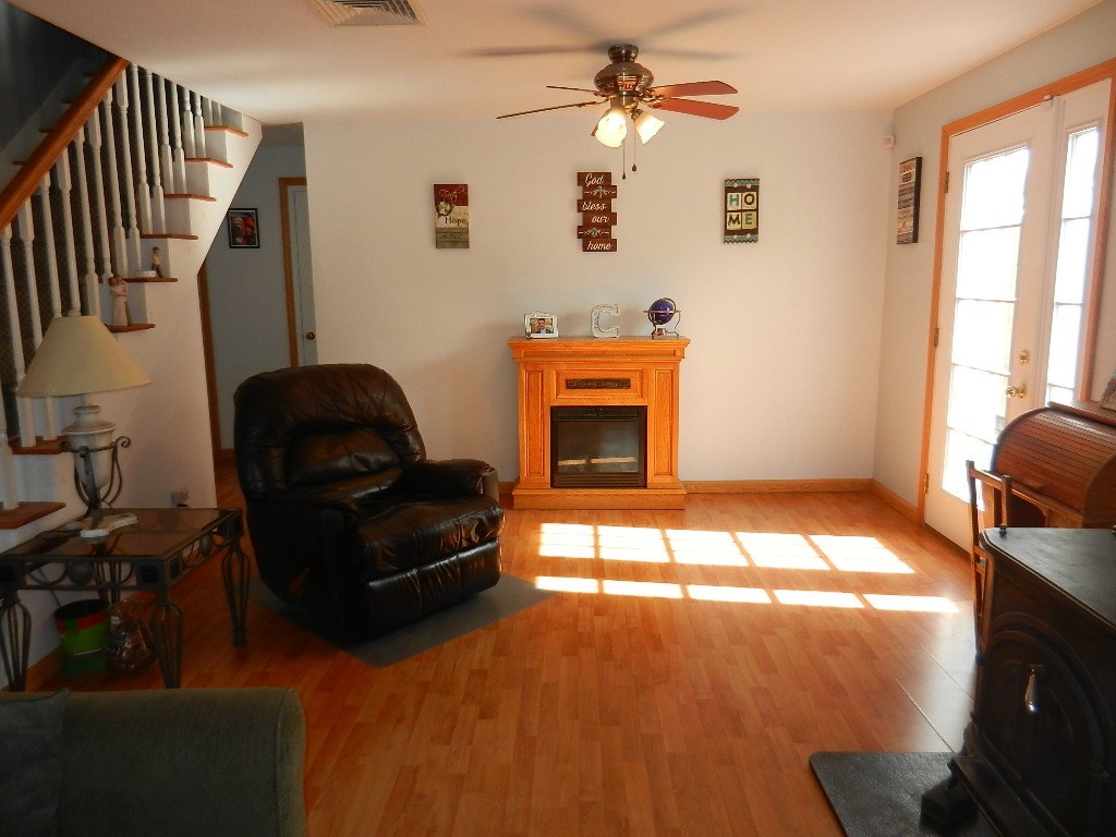 61 Nimitz Road East Providence, RI 02916 - Photo 6 of 40 Gallery Image 6