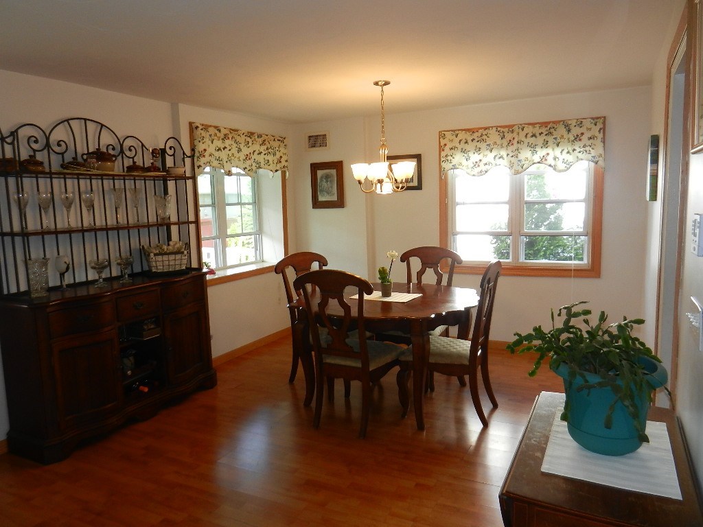 61 Nimitz Road East Providence, RI 02916 - Photo 9 of 40 Gallery Image 9
