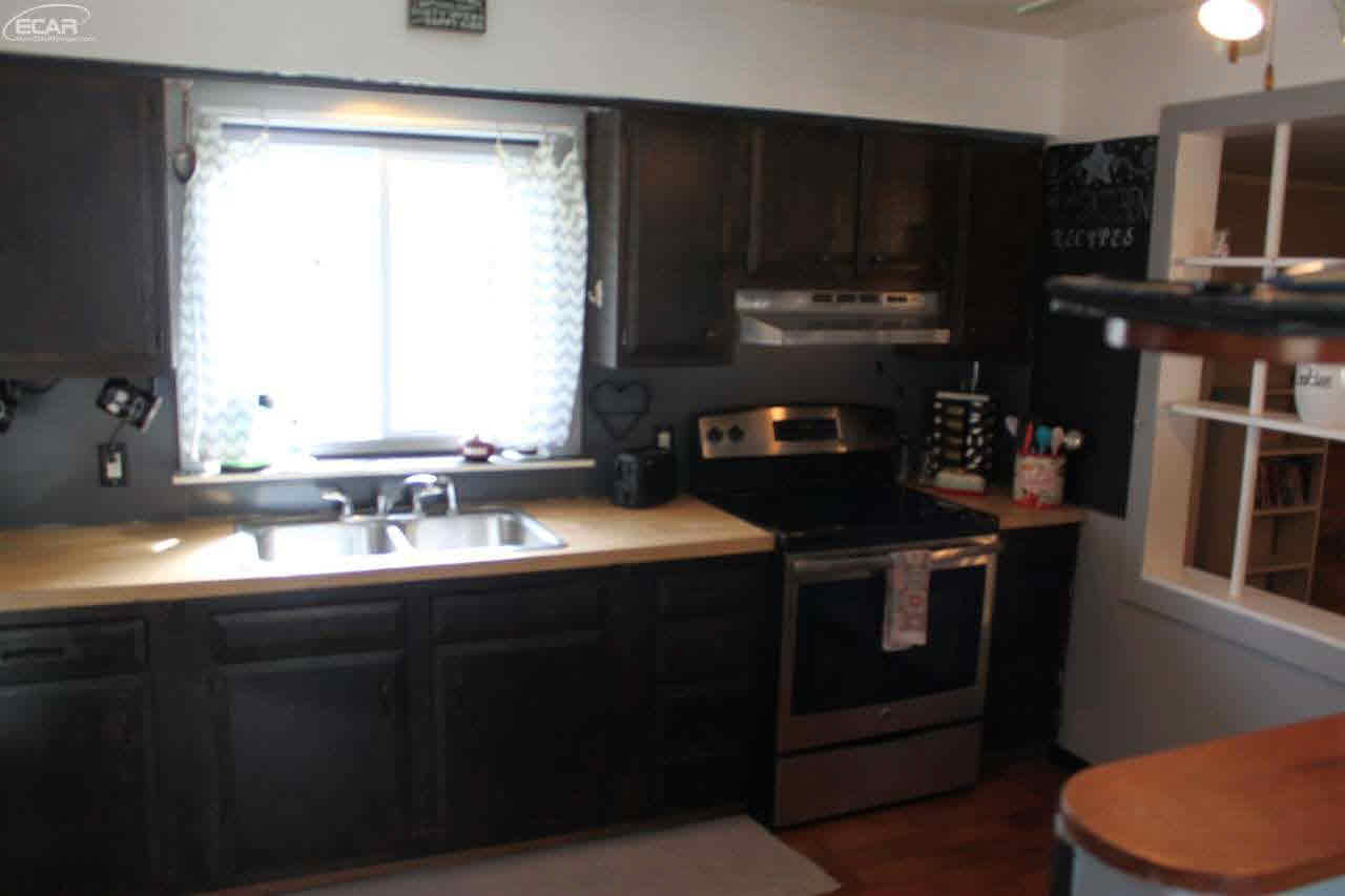 219 Field Road Clio, MI 48420 - Photo 7 of 22 21273396-6.JPG